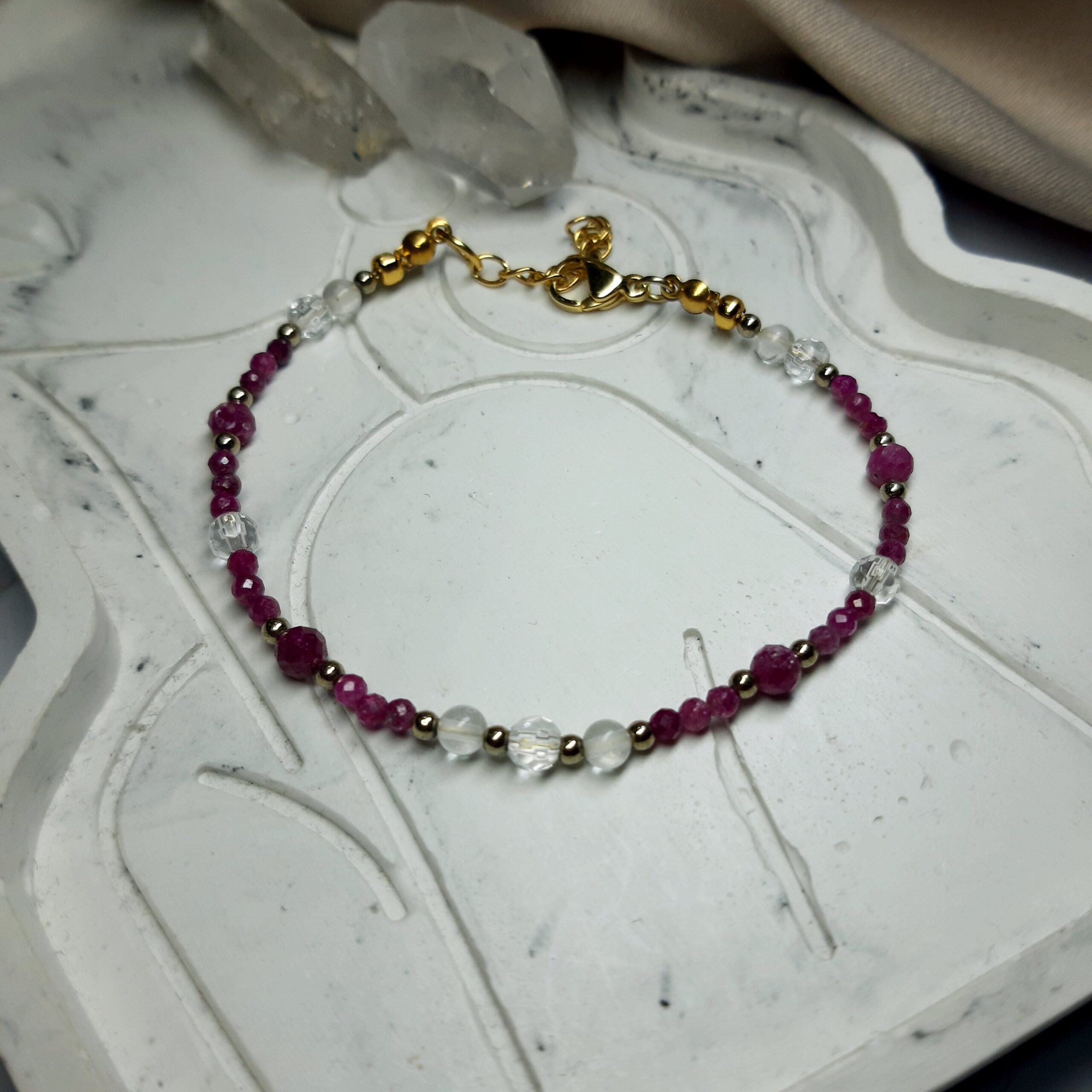 Bransoletka z Rubinem, Krysztalem Górskim, Hematytem. Siła Serca i Klarowność.